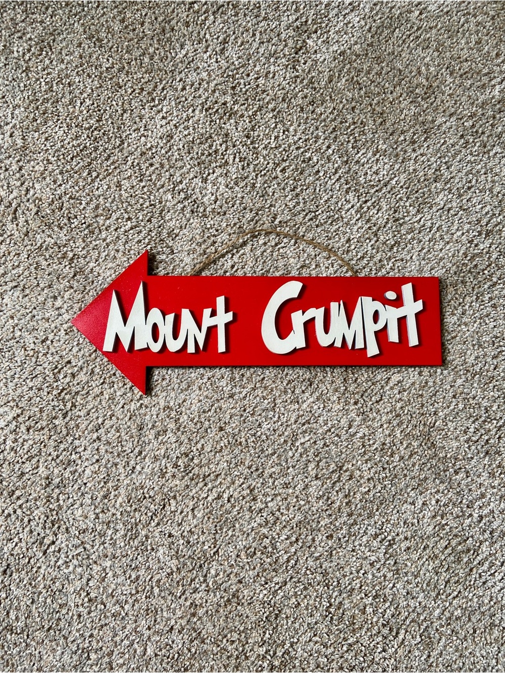 The Grinch Mount Crumpit Who-Ville Grinch's Lair Laser Cut Birch Signs Christmas - Picture 3 of 8